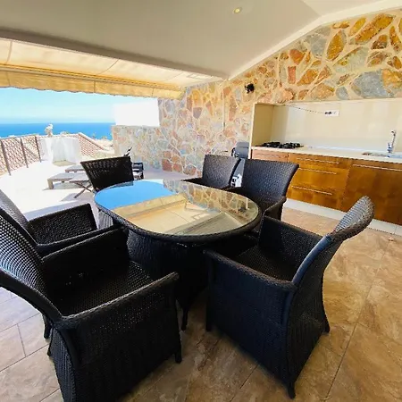 The Feelgood House With Jacuzzi And Ocean View Дом отдыха Лас-Пальмас-де-Гран-Канария