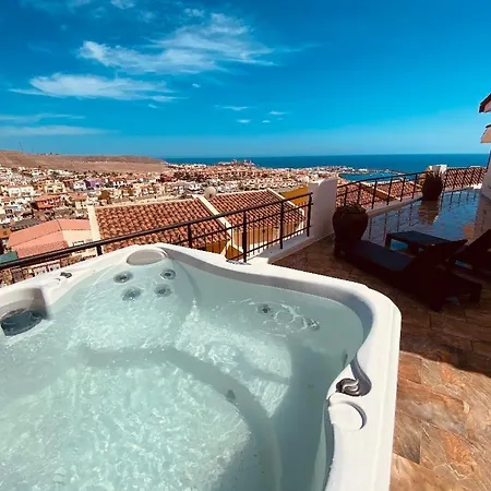 The Feelgood House With Jacuzzi And Ocean View Las Palmas de Gran Canaria