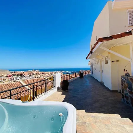 The Feelgood House With Jacuzzi And Ocean View
