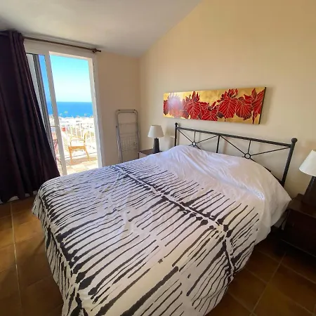 The Feelgood House With Jacuzzi And Ocean View Ferienhaus